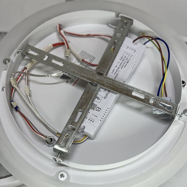 Люстра LED сучасна кругла біла з пультом AKRILIKA ROUND 100W 4R WHITE/CLEAR AKRILIKA ROUND 100W 4R WHITE/CLEAR фото